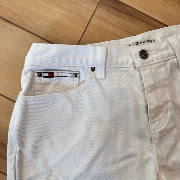 Vintage Tommy Hilfiger Jean Shorts - Picture 2 of 6